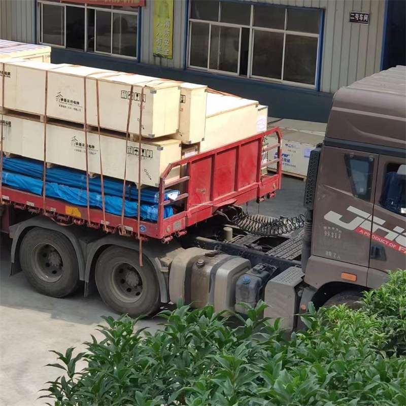 荣成至新疆阿勒泰福海县物流专线，一站式服务，让您的货物畅行无忧